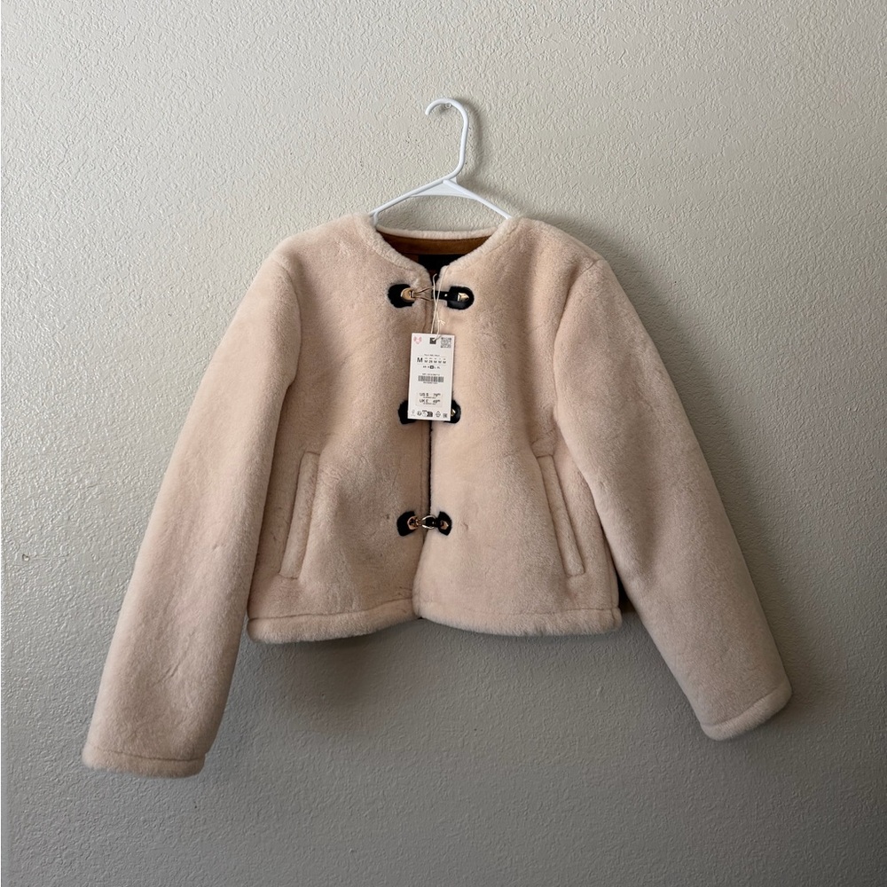 Zara women’s double faced toggle jacket size M